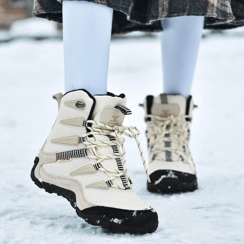 Outdoor snow boots