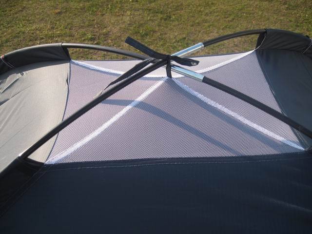 Outdoor camouflage tent